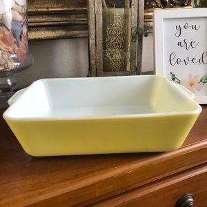 Pyrex Yellow 503 Dish